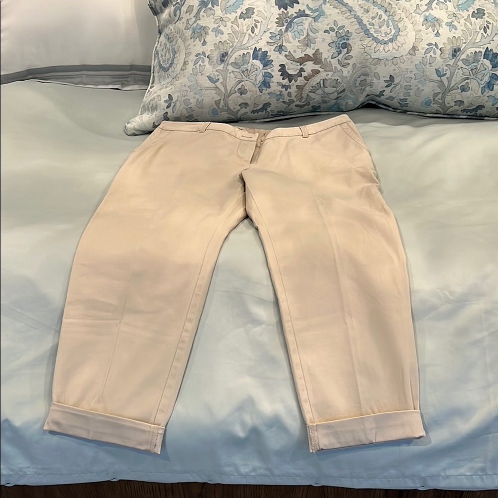 NWT Talbots Women’s Cream Khaki Capri Pants